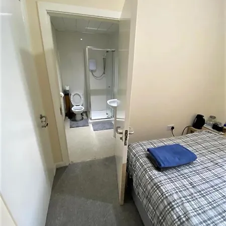 Midlockhouse 3*