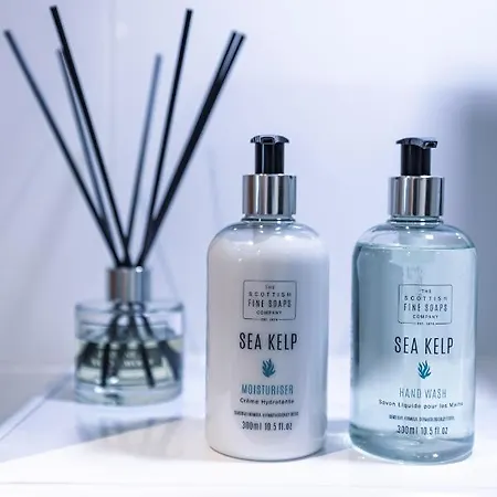 Apartment The Skyline - *private Balcony* *views* Glasgow