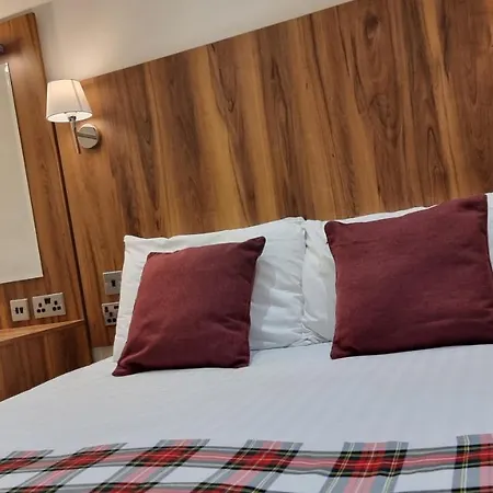 The Hampton Court Hotel Glasgow