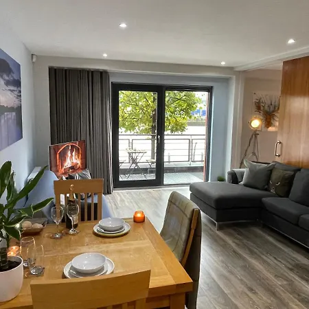 Riverside West End Apartment Glasgow