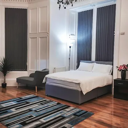 S.h Apartment *