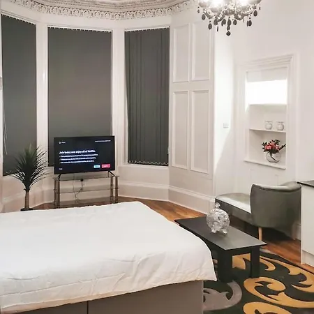 S.h Apartment Glasgow