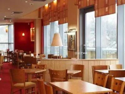 Premier Centre South 3*