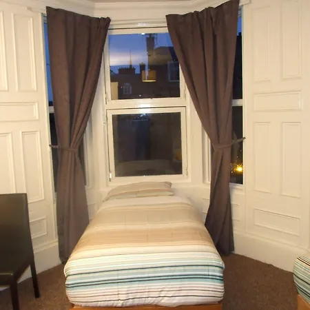 House 3*