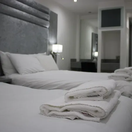 Brunswick Merchant 3*