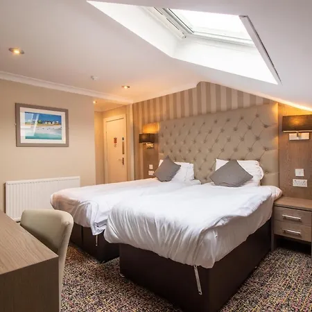 Albion Hotel 3*