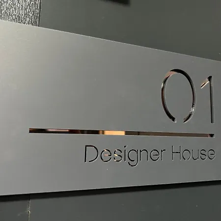 Designer House - Of / 'hillhead' West End G12 - Luxurious & Contemporary Detached House / Terrace / Garden / 'electric Car Charging' Garage Parking 빌라