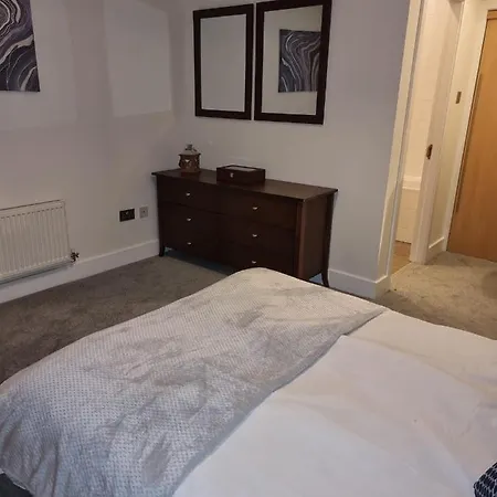 Buchanan Street Apartment *