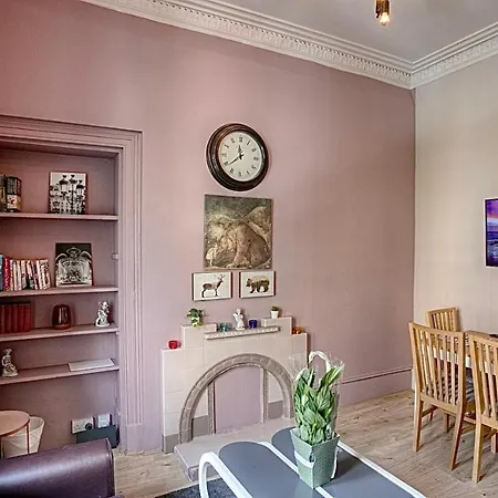 Stylish Luxury 2-bed Serviced In Heart Of West End Sse Hydro Botanic Gardens Apartment Glasgow
