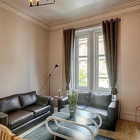 Apartment Stylish Luxury 2-bed Serviced In Heart Of West End Sse Hydro Botanic Gardens Glasgow