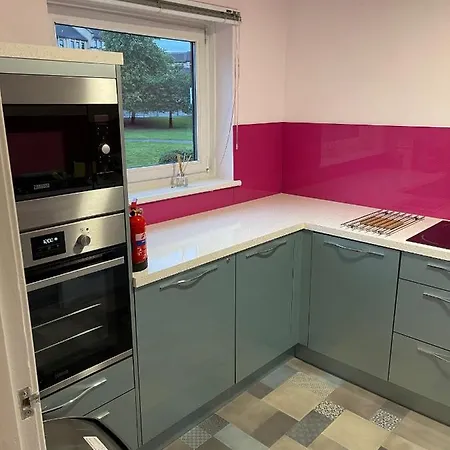 2 Bed Contemporary Free Parking Netflix Sleeps 4 Lejlighed Glasgow