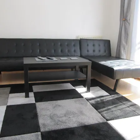 Cozy Off Road 2 Bedroom With Free Wi-fi And Private Parking * Глазго