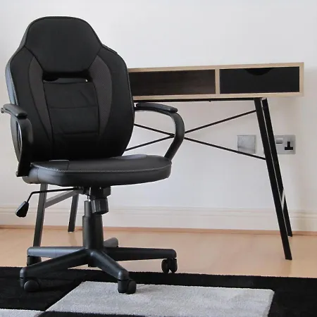 Cozy Off Road 2 Bedroom With Free Wi-fi And Private Parking * Глазго