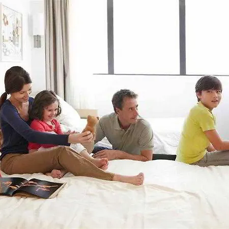 Hotel Novotel Centre 4*