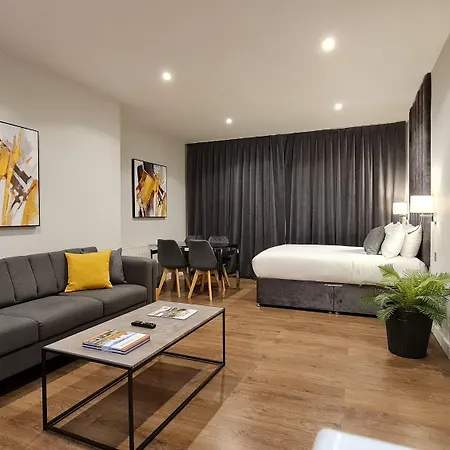 Metro Aparthotel Glasgow