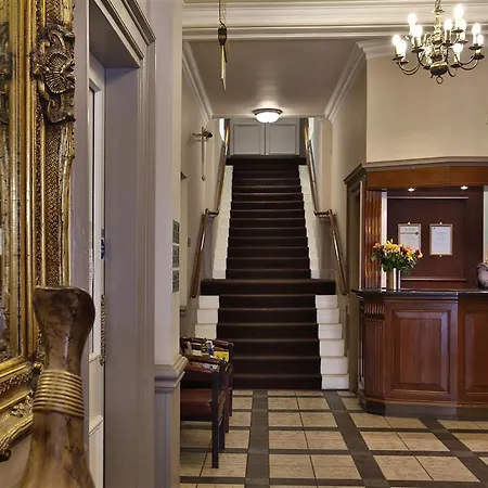 Safestay Charing Cross