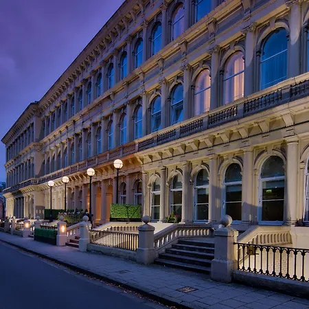 Grosvenor Hotel 4*