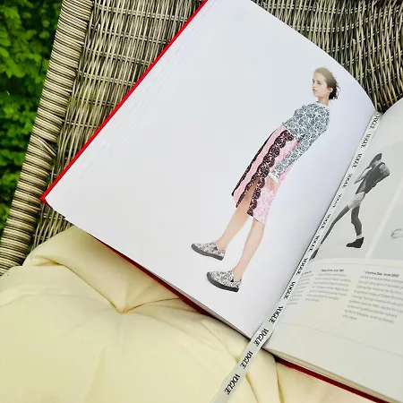 Designer House - Of / 'hillhead' West End G12 - Luxurious & Contemporary Detached House / Terrace / Garden / 'electric Car Charging' Garage Parking 빌라 글라스고