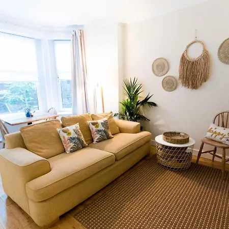 Апартаменты West End Kelvingrove Park Museum - Pass The Keys Глазго