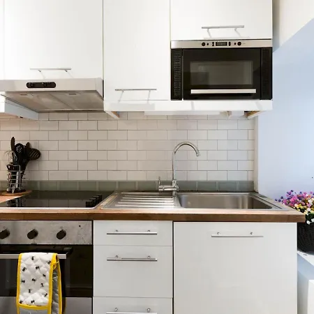 West End Kelvingrove Park Museum - Pass The Keys