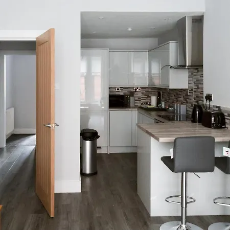 Daire Superb 1bed Flat In Fabulous West End - Pass The Keys