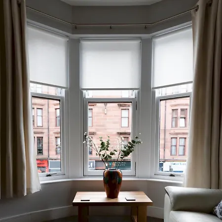 Superb 1bed Flat In Fabulous West End - Pass The Keys *