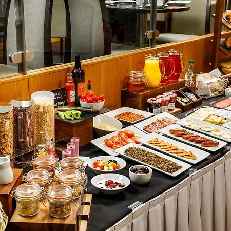 Mercure Hotel 3*