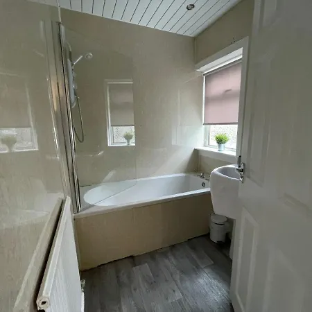 Cardonald House Ferienhaus *