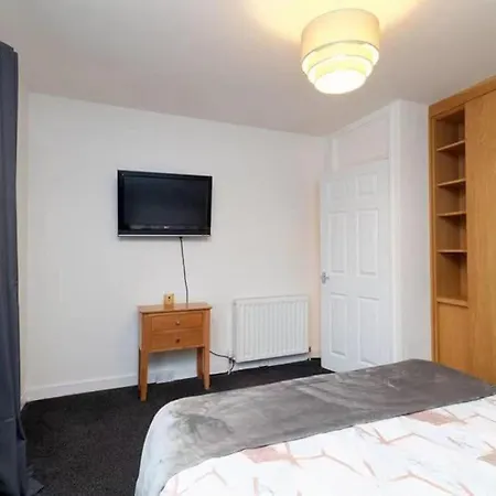 Light-luxury Flat Daire *