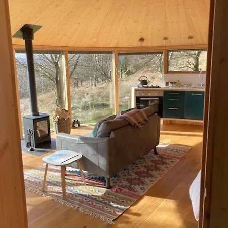 Craigmaddie Muir Roundhouse With Hot Tub Romantic, Luxury, Rural For 2 Near Milngavie Lägenhet Glasgow