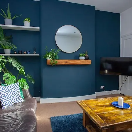 Stylish Contemporary Flat Near Queen's Park * Glasgow