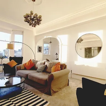 Apartment 69 St Georges Mansions *