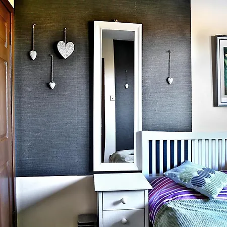 A Cosy House Near The Centre Vakantiehuis *