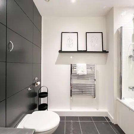 דירה Lovely 2 Bed Duplex With Hydro Views