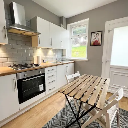 Cozy And Stylish 2br Flat Lägenhet Glasgow