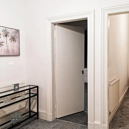 Apartamento Glasgow: Cosy 2bedroom *