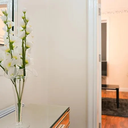 - 2 Bedroom * グラスゴー