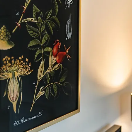 View - A Stunning 2 Bed Glasgow