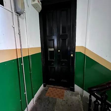 Sauchiehall Street West End Apartment *