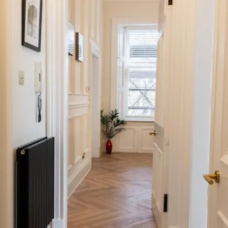 The Devonshire - Your 5 Star West End Stay! דירה *