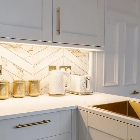 The Devonshire - Your 5 Star West End Stay! גלאזגו