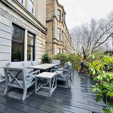 Spacious Ground Floor In Heart Of West End Apartamento *