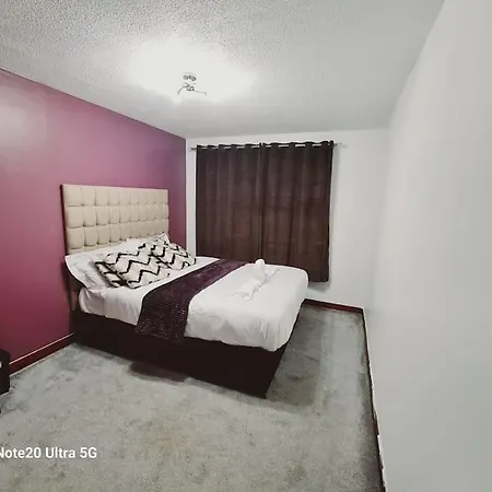 Stunning 2-bedrooms 1 Living Spacious Family Friendly Апартаменты *