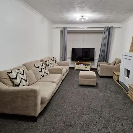 Апартаменты Stunning 2-bedrooms 1 Living Spacious Family Friendly