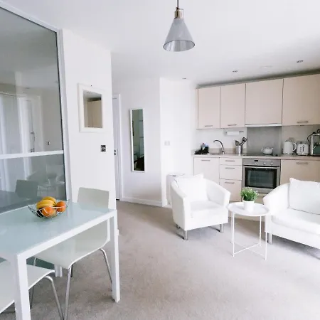 Lägenhet 3/5 - New 1-bed At Harbour *