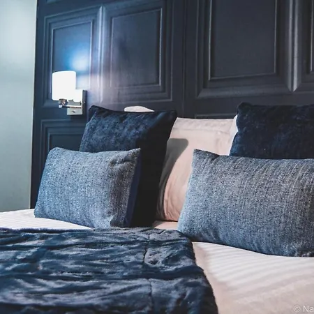 Hotel Redstone 3*