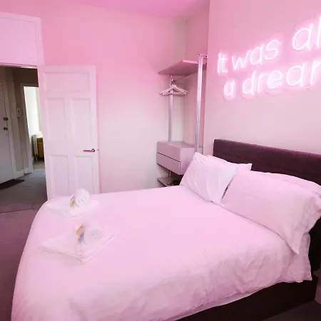 Lägenhet Per7-fm - 1 Bed Ground Floor Flat, Near Cessnock Subway *
