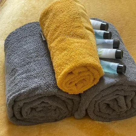 Stunning West End Flat! * Glasgow