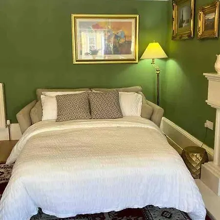 Apartment Luxury Victorian Spacious Flat *