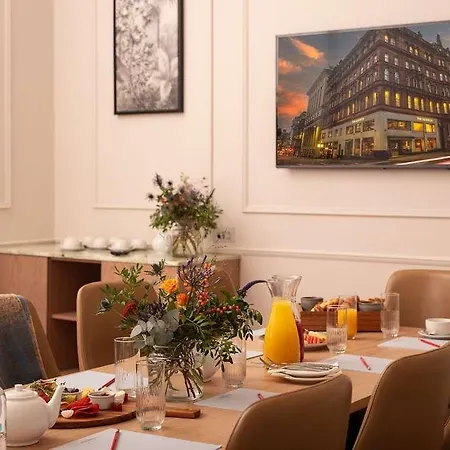 Hotel The Address 4*